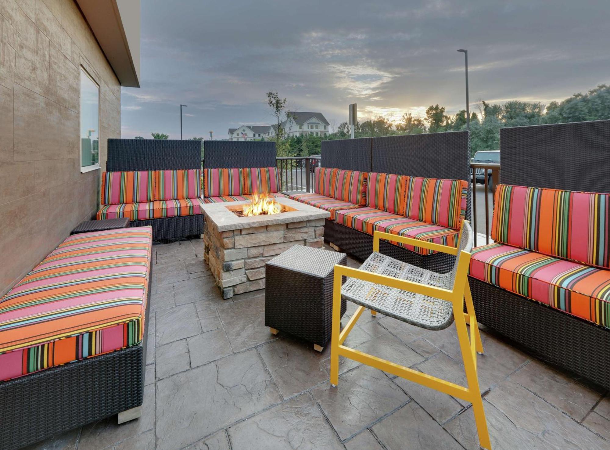 Home2 Suites By Hilton הגרסטאון מראה חיצוני תמונה
